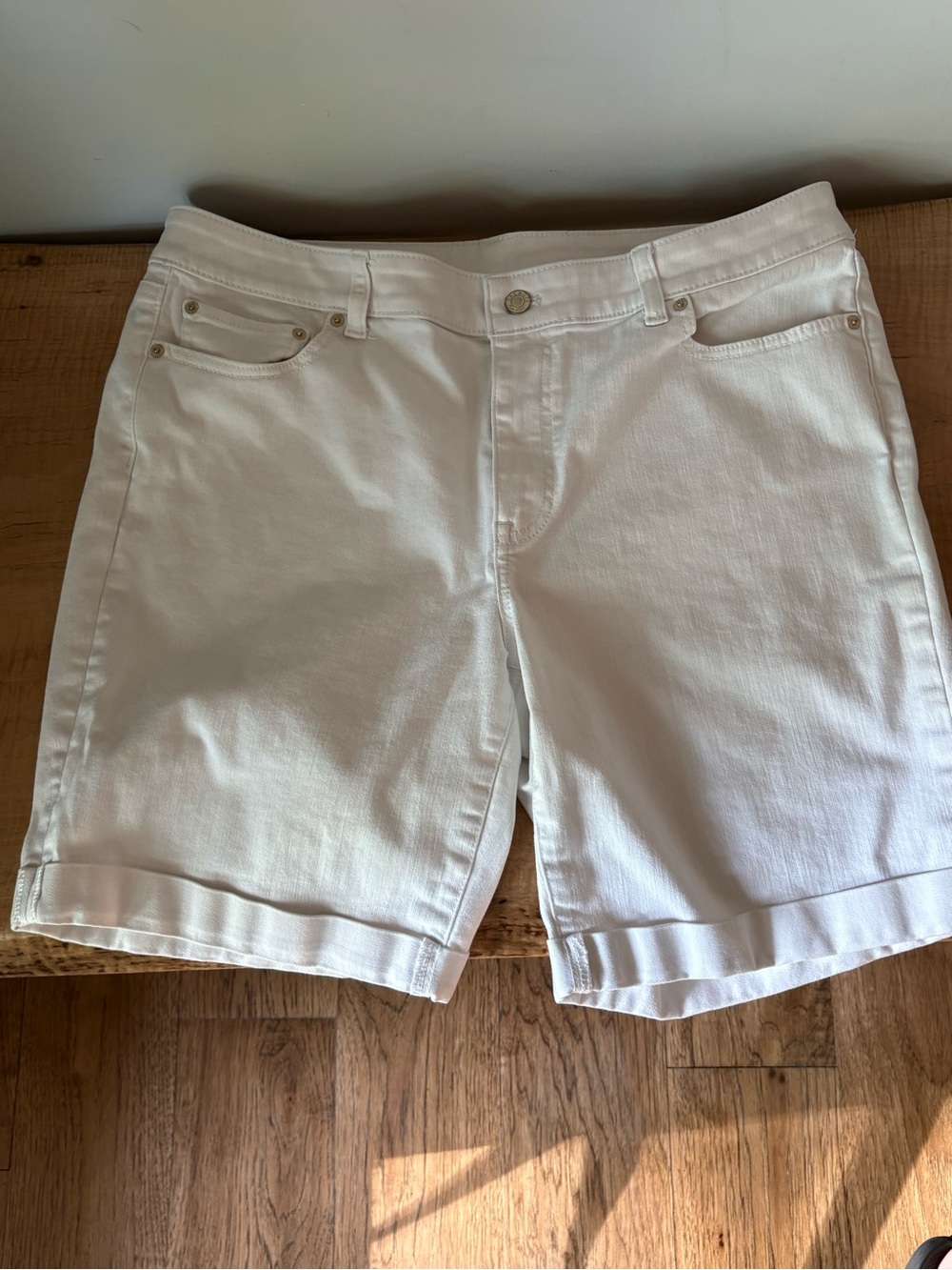 Talbots White Denim Bermuda Shorts “girlfriend denim” 14 - Picture 3 of 5